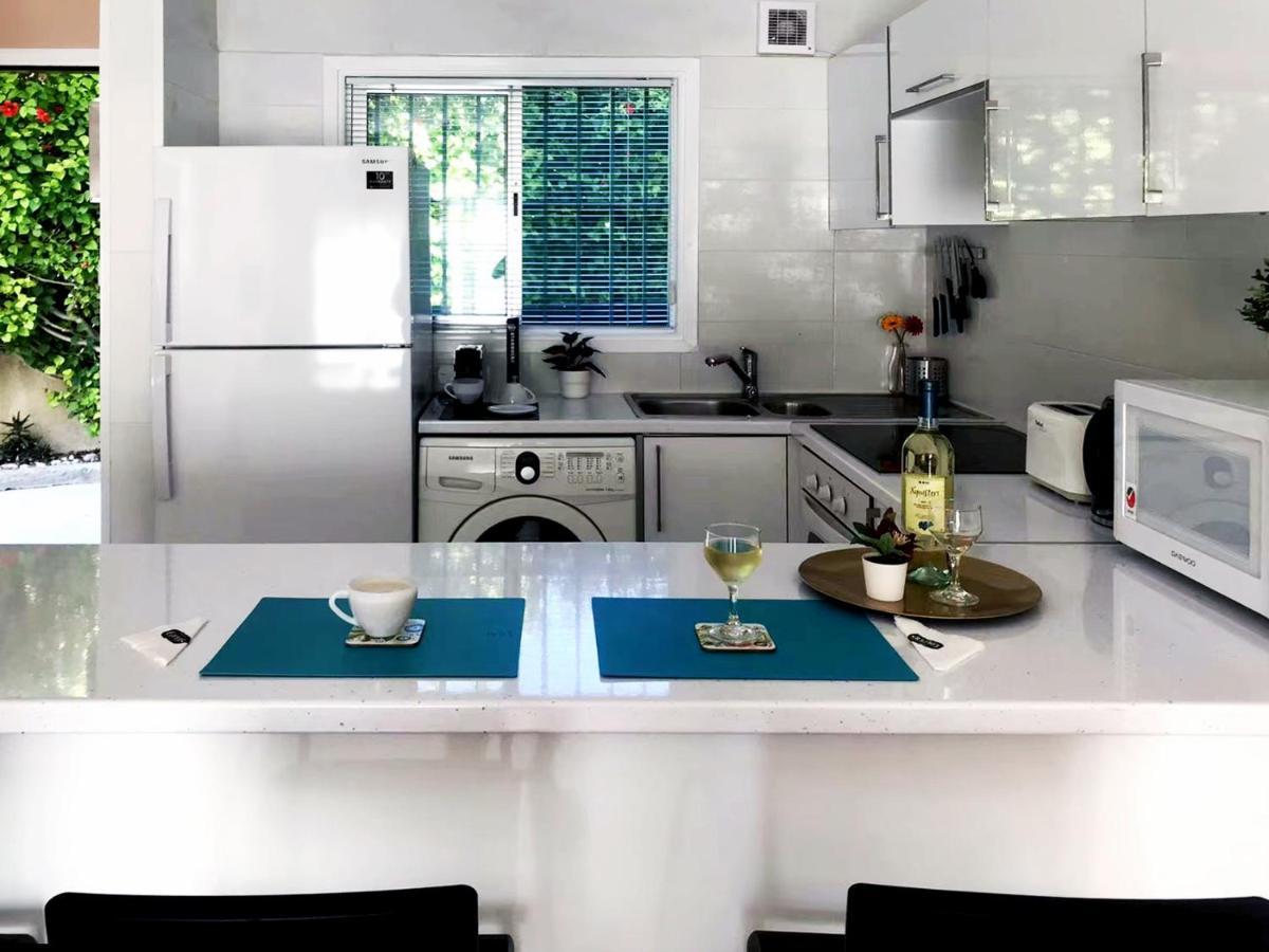 Seaside Maisonette 200M From Sea Paphos Buitenkant foto