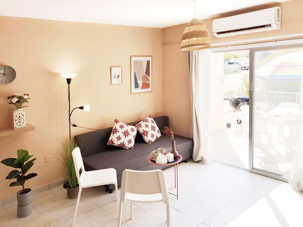 Seaside Maisonette 200M From Sea Paphos Buitenkant foto